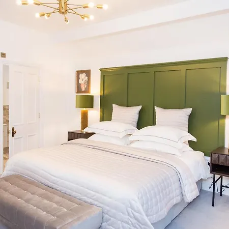 The Tower By Harrogate Serviced Apartments Extérieur photo
